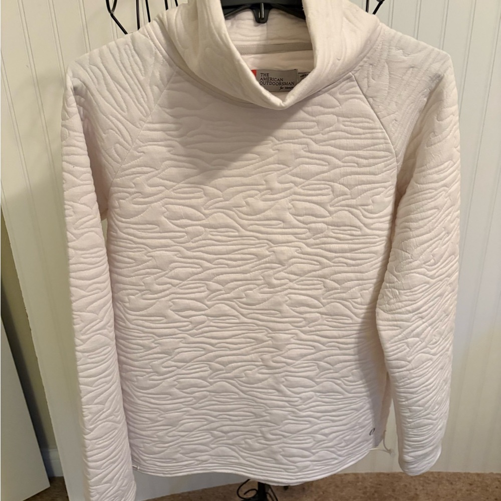 American Outdoorsman Women's Crème  Quilted Sweater